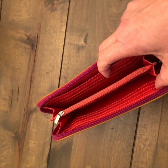 Fossil Wallet - Picture 3 of 8